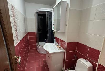 Garsonieră spațioasă, decomandată, 5 min Mall Vitan, etaj 2/8, balcon, metrou - 4