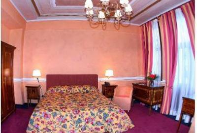 Hotel 3 Stele Ploiesti - 4