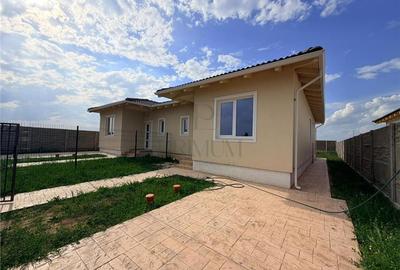 Duplex pe plan - zona linistita - personalizare interioara - 1