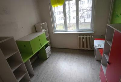 Apartament cu 3 camere în Ozana