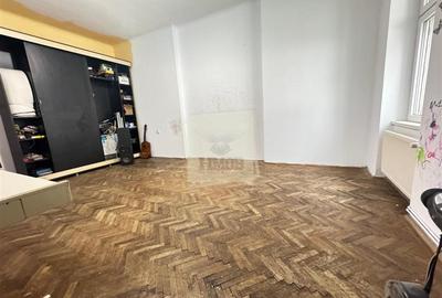 Apartament cu 4 camere 2 bai si balcon in zona Ultracentrala - 19