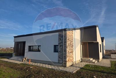 VANZARE Casă / Vilă PREMIUM 4 camere la pret normal - 7