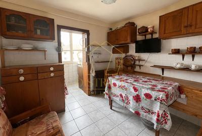 Apartament cu 3 camere decomandat | Calea Sagului - 9