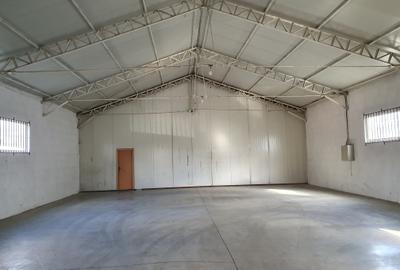 Hala 500 mp, 4,50 euro/mp - 1