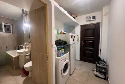 Apartament 3 camere, semidecomandat, cartier Craiovita Nouă, zona Orizont - 8