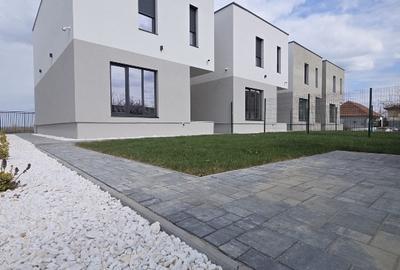 Proprietar vand duplex la cheie in Covaci - 4