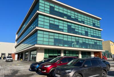 De vânzare Clădire modernă de birouri în zona de Est a Bucurestiului - 1