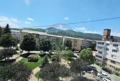 Apartament cu 4 camere de vânzare în zona Maratei - 21