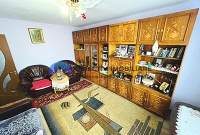 Apartament 2 camere – Zonǎ Centrală,etaj 3 - 2