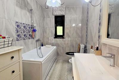 Eleganta & confortul se intalnesc aici! Proprietate superba de vanzare - 11