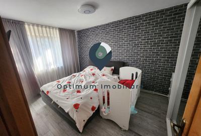 Apartament cu 4 camere in Manastur, etaj 2/4 zona Putna ! - 1