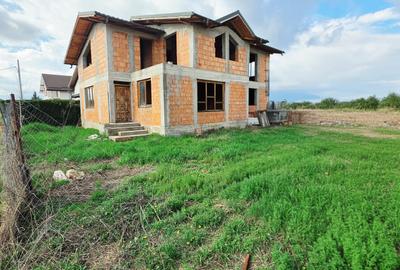 Vilă P+1 la roșu, 5 camere, 143 mp utili, teren 450 mp, Cocosesti - 2