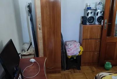 Apartament 3 camere- Zona Sud - etaj 2 - 50 mp  -58000 euro - 5