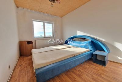 Apartament 3 camere ,situat in Rovinari, Str. 22 Decembrie 1989 - 6