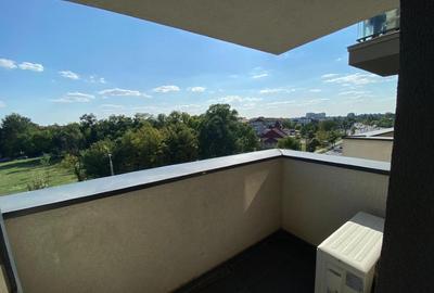 Apartament cu 2 camere semidecomandat, mobilat în Soarelui