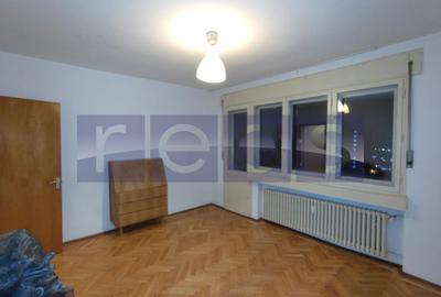 Apartament cu 2 camere decomandat în Drumul Taberei