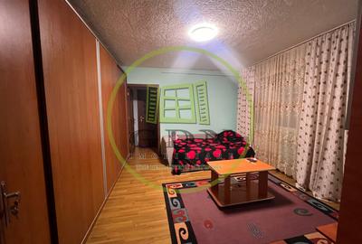 Apartament 2 camere, semidecomandat, Calea Severinului, zona Gradina Botan - 1