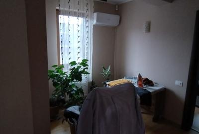 Casă / Vilă cu 6 camere în zona Kamsas - 6