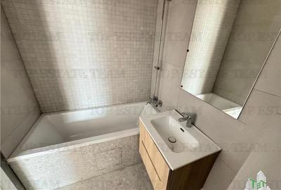 Vila de vanzare in Pipera, Nordul Bucurestiului | Curte privata, terasa panorami - 11