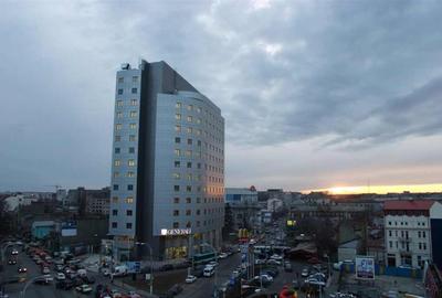 Inchiriere spatii birouri - Bucharest Business Center - de la 396 mp - 1