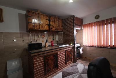 Casa cu etaj in Oraseni Deal - 1