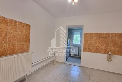Apartament de vanzare cu 3 camere, 2 bai, 2 balcoane, zona Aradului - 4