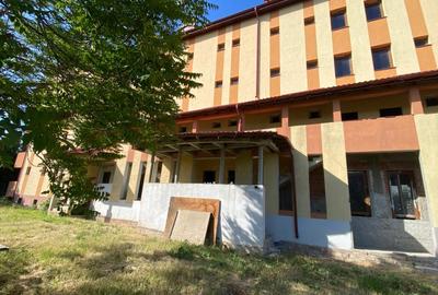 REV2004800 Cladire de vanzare Lacul Morii - 10