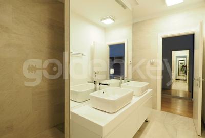 Apartament modern cu 5 camere | vedere spre lac | 2 garaje - 20