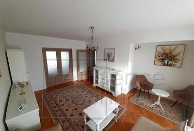 Renovat! Apartament 3 camere, Andrei Muresanu, Aleea Muscel - 1