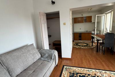 Garsoniera  spatioasa , 35 mp,centrala gaz, Dacia -  Bd Tomis-Tavola ,  350 euro - 23