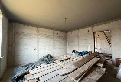 Casa de vanzare in zona centrala din Petreu - 24