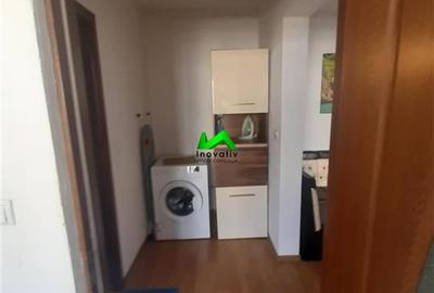 Apartament de vanzare 3 camere pivniță Sibiu Mihai Viteazul - 12