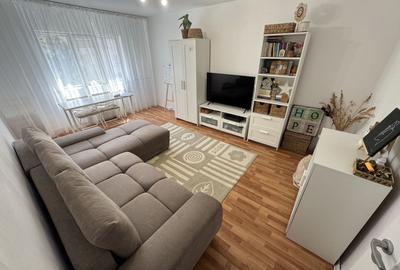 Apartament cu 2 camere decomandat, mobilat în Tomis III