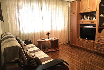Apartament cu 2 camere decomandat în Obor