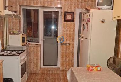 Apartament trei camere Tudor Vladimirescu etaj 3 8 - 1