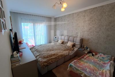 Apartament cu 2 camere semidecomandat, mobilat în Bună Ziua