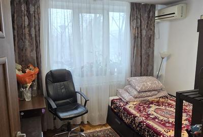 Vanzare apartament decomandat 3 camere 1 Decembrie / Titan / Ozana - 2