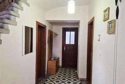 CASA /VILA str. Ana Ipatescu - 5