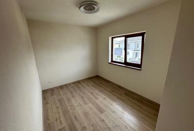 Duplex cu camera pe parter - 17