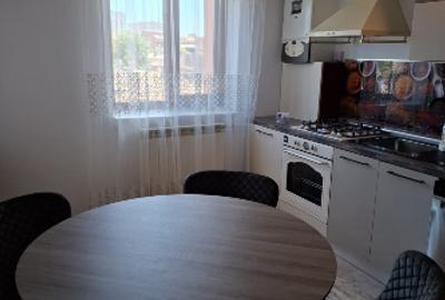 Apartament în vila, 3 camere, zona Universitate-Scoica - 3