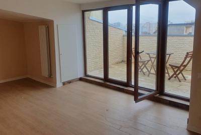 Apartament cu 3 camere decomandat în Eminescu