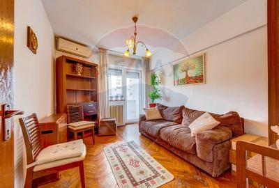 Vanzare apartament cu doua camere plus boxa in zona Cismigiu - 2