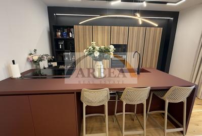 Vila 5 camere complex residential Tunari-complet mobilata - 1