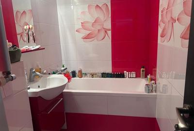 RECO Apartament 3 camere zona Rogerius etaj 2 - 11