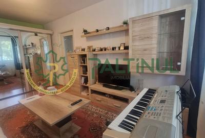Apartament cu 2 camere semidecomandat, mobilat în Hipodrom 3
