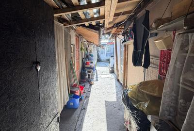 Teren cu casa din caramida/ Lizeanu/ Stefan cel Mare/ Curte - 4