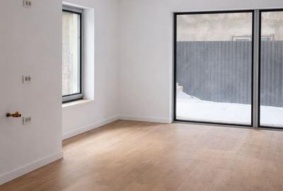 STUDIO  ELEGANT - BUSTENI ZAMORA - 1