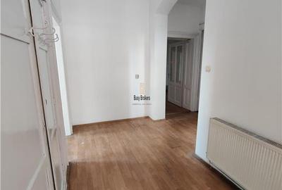 Spatii Birouri - 1200 mp - Zona Centrala - 3
