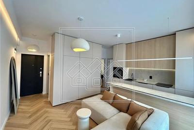 Apartament cu 3 camere nedecomandat în Turnișor