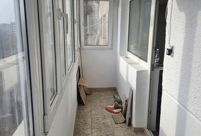 Vanzare apartament 3 camere Drumul Taberei - 2